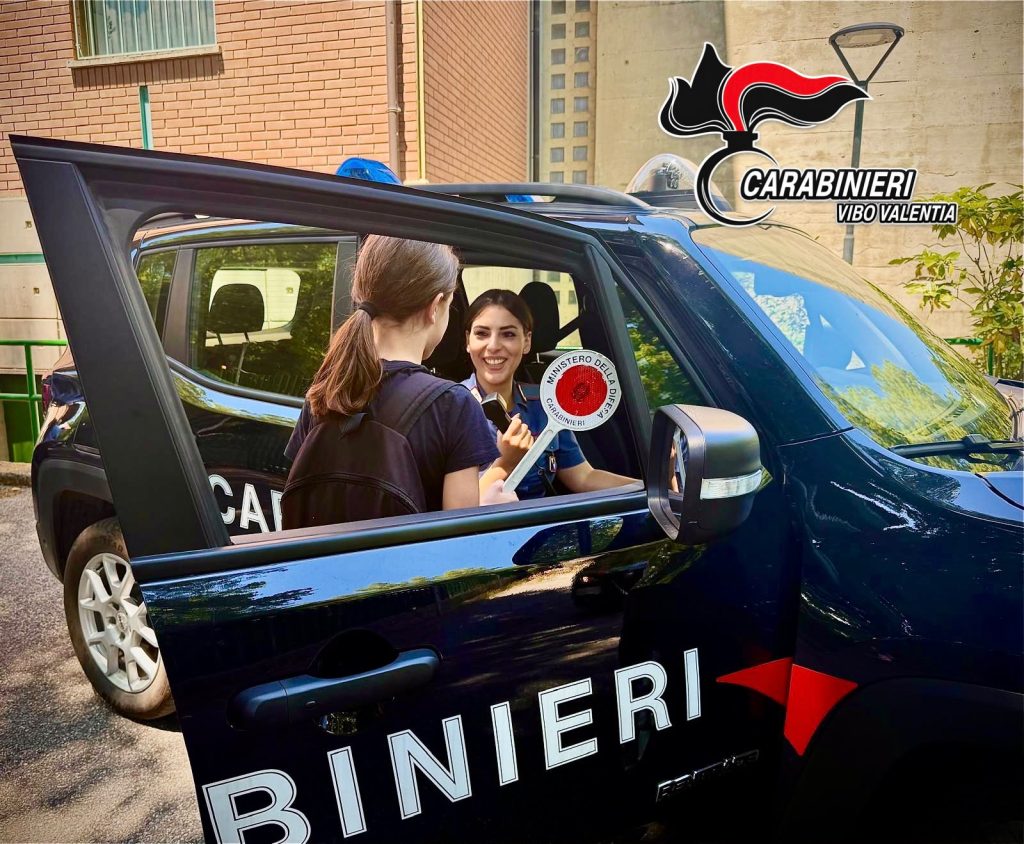 Carabinieri Serra San bruno scuola Capistrano tre