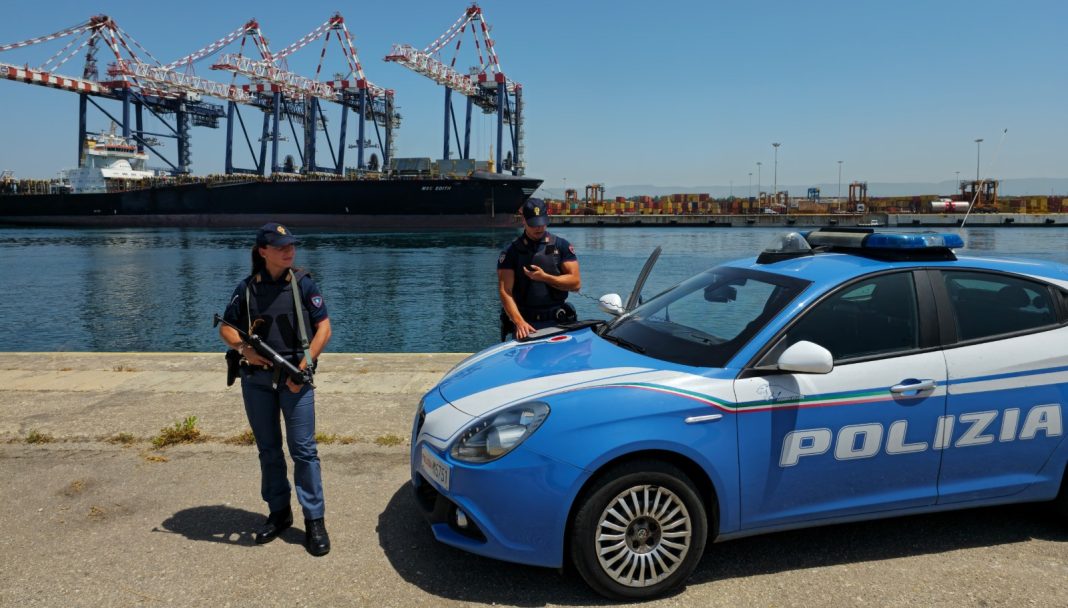 Polizia Gioia Tauro, sequestro droga porto