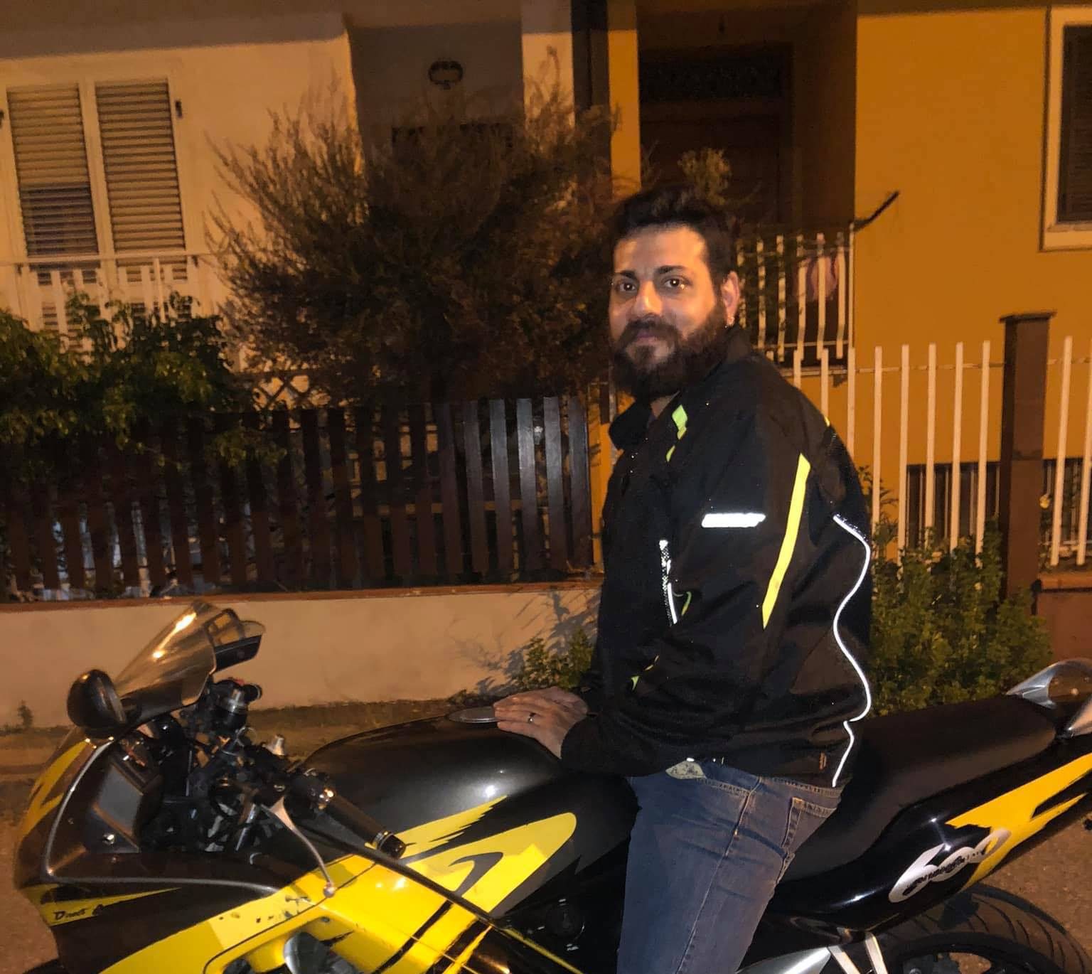 Scontro mortale tra un'auto e una moto a Lamezia Terme, perde la vita ...