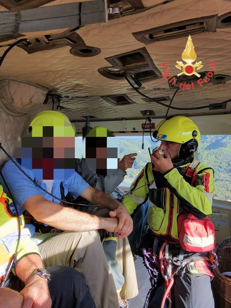 Dispersi tra i boschi di Cittanova: due escursionisti salvati dall’elicottero dei Vigili del Fuoco (FOTO) 1 Zomaro Dispersi 2