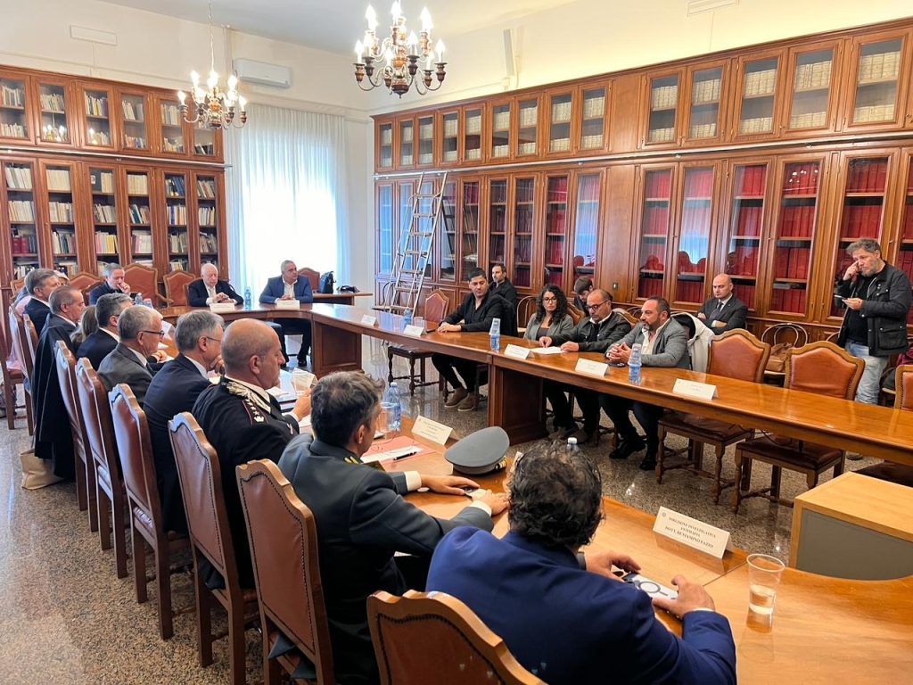 Statale 106 Jonica, il cantiere “sorvegliato speciale”: firmato a Catanzaro il protocollo di legalità (FOTO) 1 Foto3