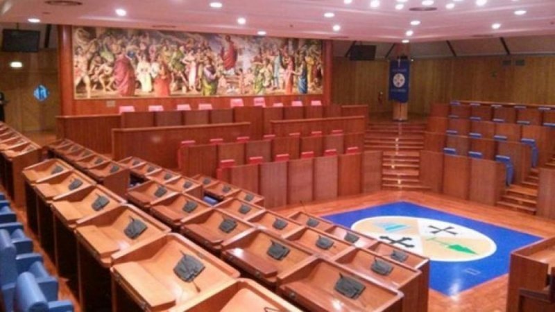 sala-consiglio-regionale-calabria_