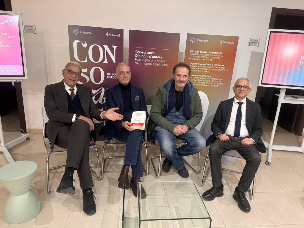 Scarpino su Consonanze - Dialoghi d'Autore: “In Calabria la cultura diventa partecipazione e futuro” (FOTO) 1 1000308347
