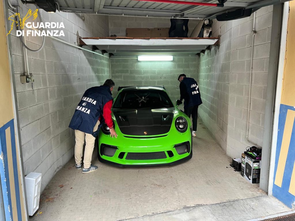 ’Ndrangheta in Emilia, arrestato lo “sceicco” calabrese: il bancomat dei clan tra locali ed economia legale (VIDEO) 1 19122025 083311 IMG 9622 Copia