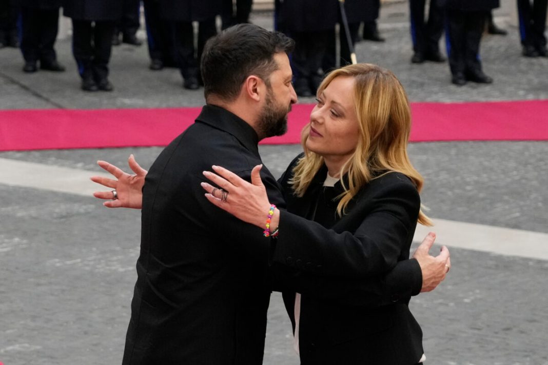 Zelensky incontra Giorgia Meloni a Palazzo Chigi