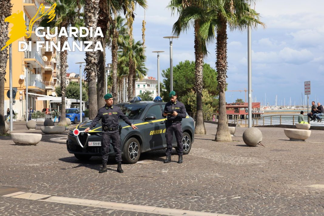 Guardia di Finanza Crotone, pattuglia