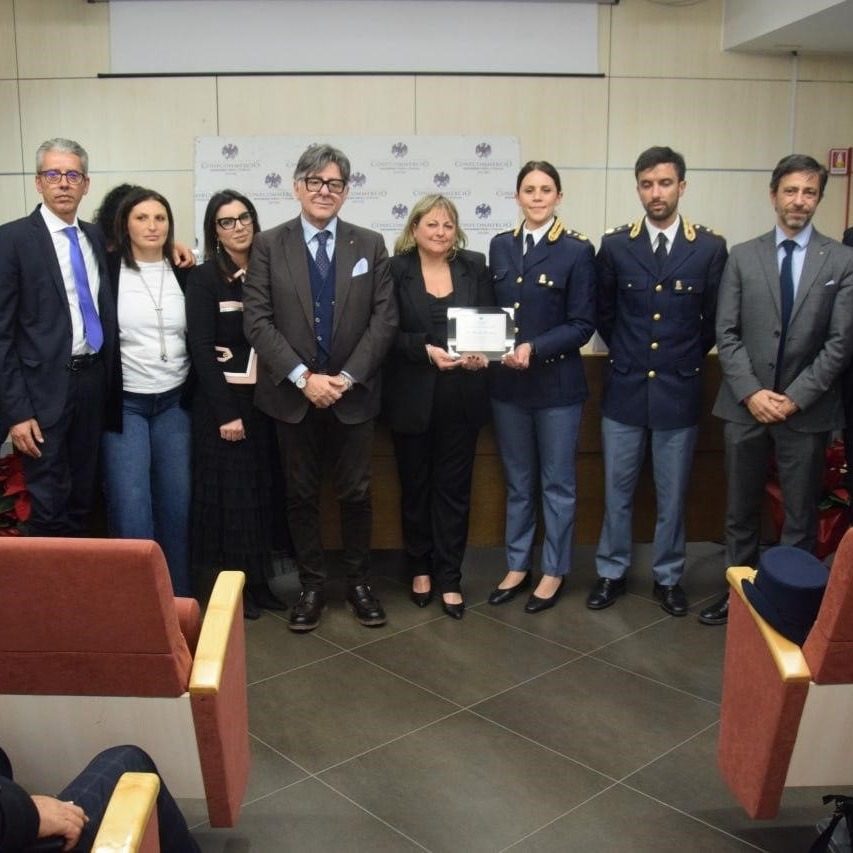 Polizia Crotone riconoscimento due