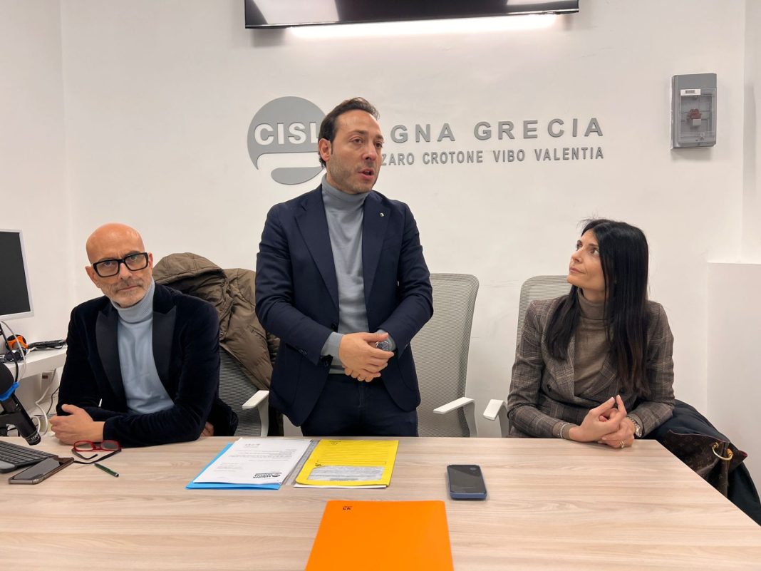 WhatsApp Image 2025-12-18 at 15.38.11