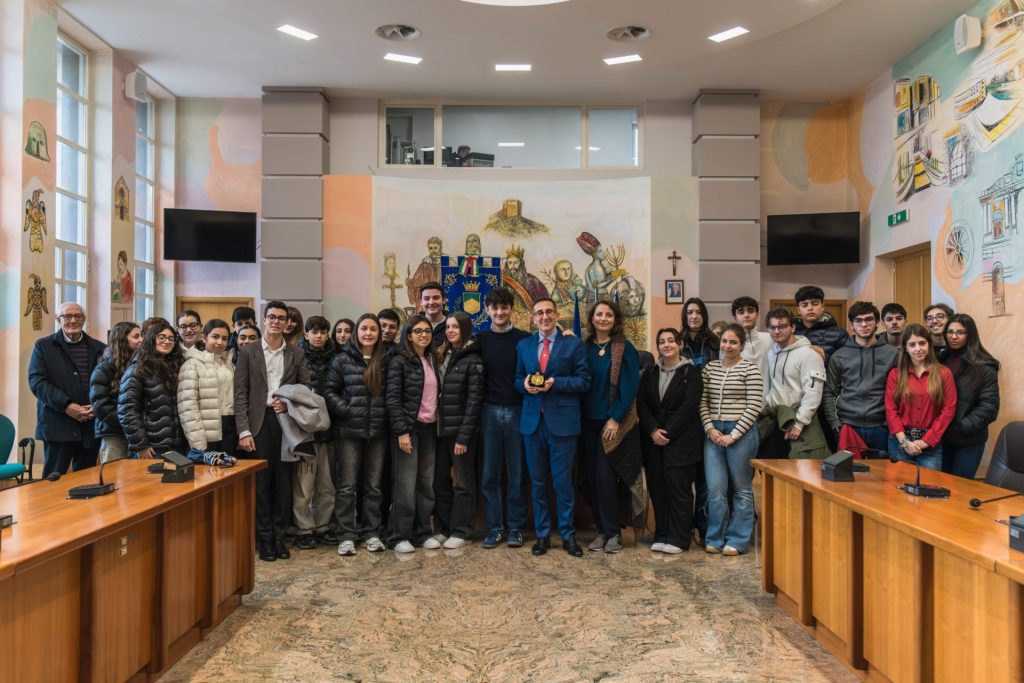il consiglio comunale dei giovani con il prof.Valentini
