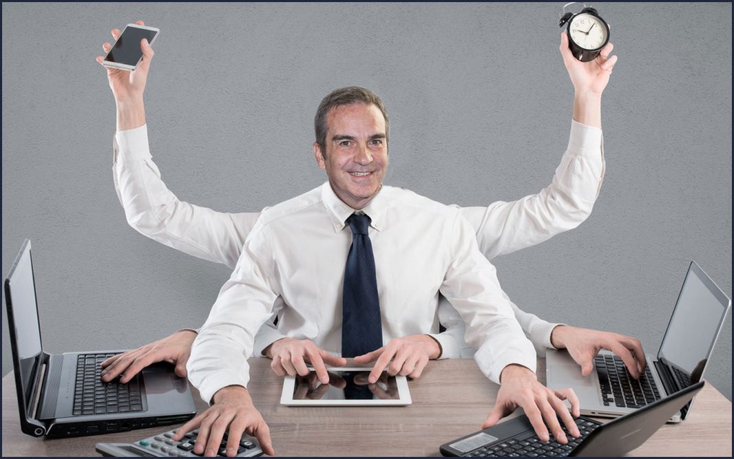 Occhiuto-fotomontaggio-tonio-verilio