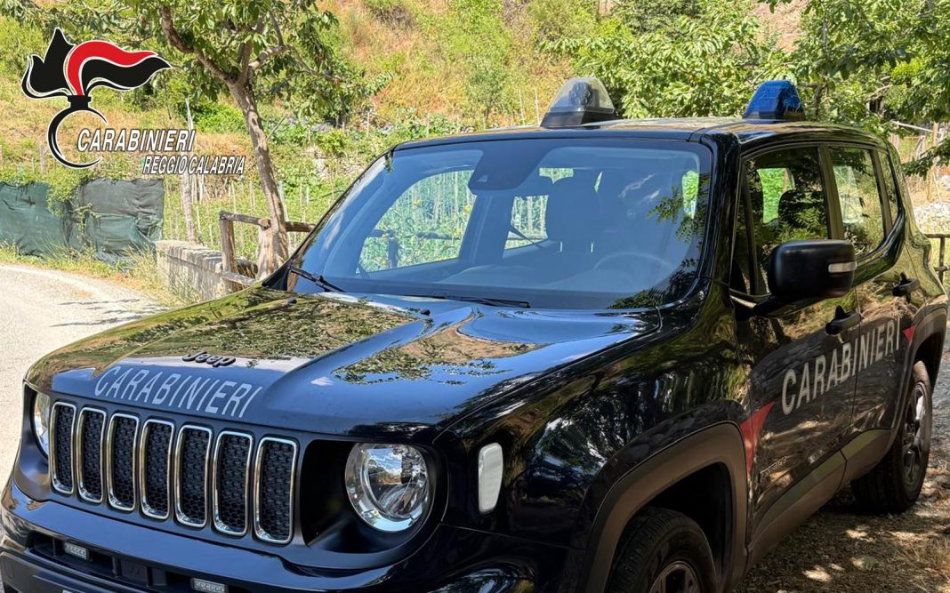 Carabinieri Reggio Calabria, auto Jeep