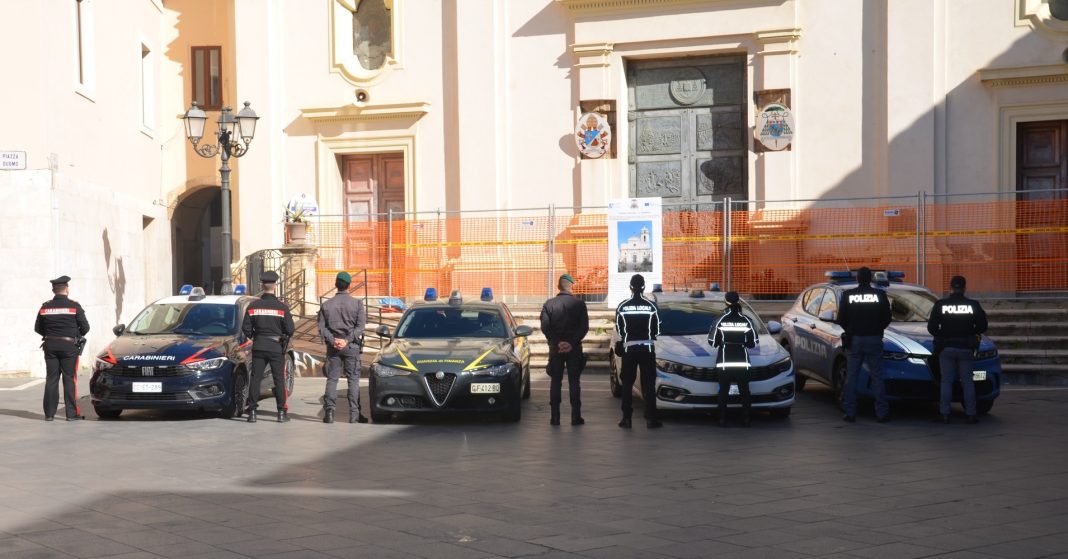 Polizia Crotone, operazione interforze