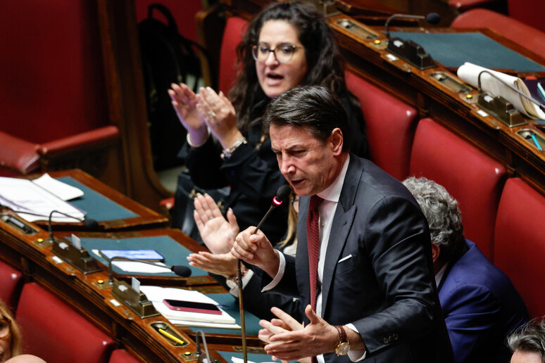 715121d758fc424ed3d39ec768f4354b