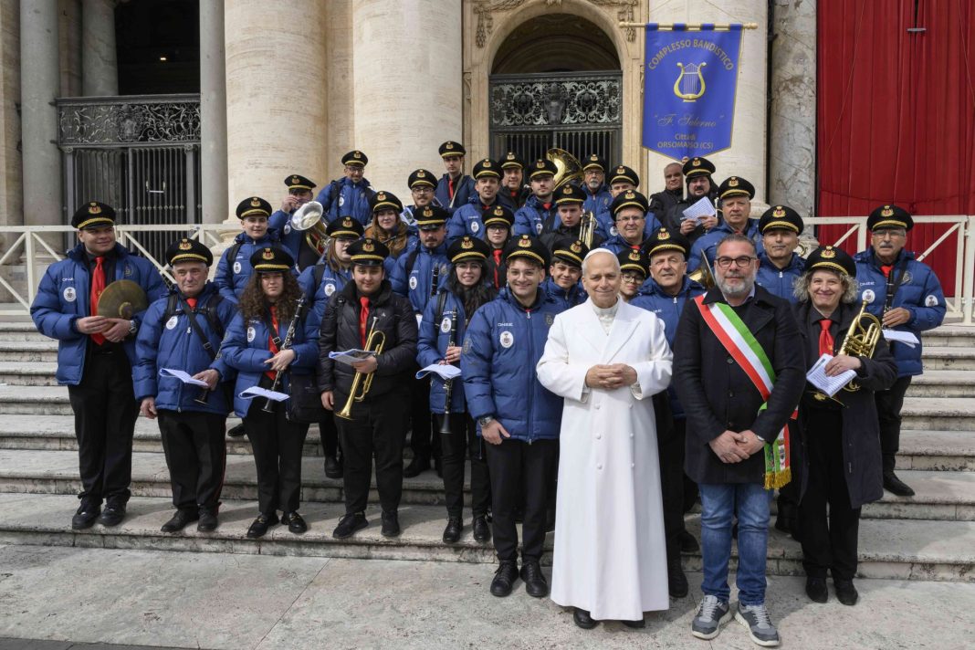 Banda Orsomarso dal Papa