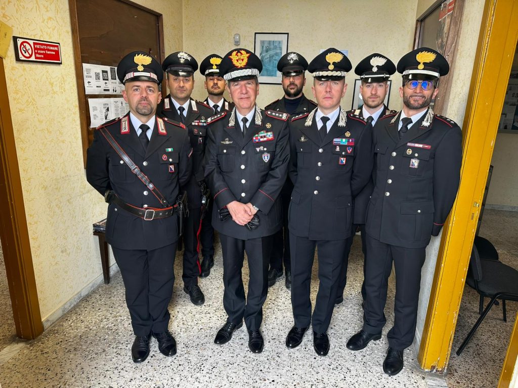 Carabinieri Catanzaro generale due