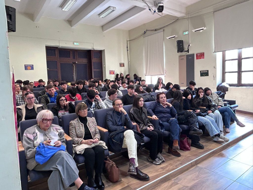 Catanzaro Il peccato di Eva uno