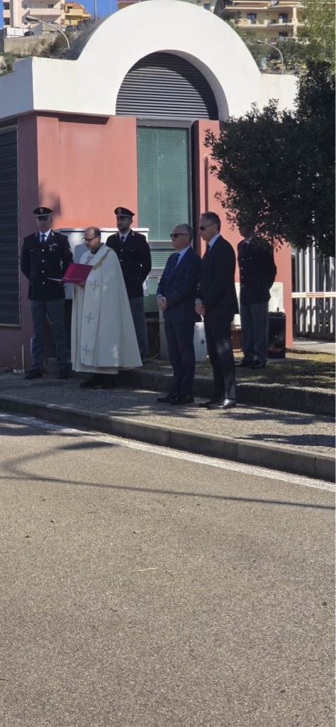 Catanzaro celebra la Polizia di Stato: memoria, identità e futuro nel 174° anniversario (FOTO) 2 Polizia Catanzaro festa 174 anni due
