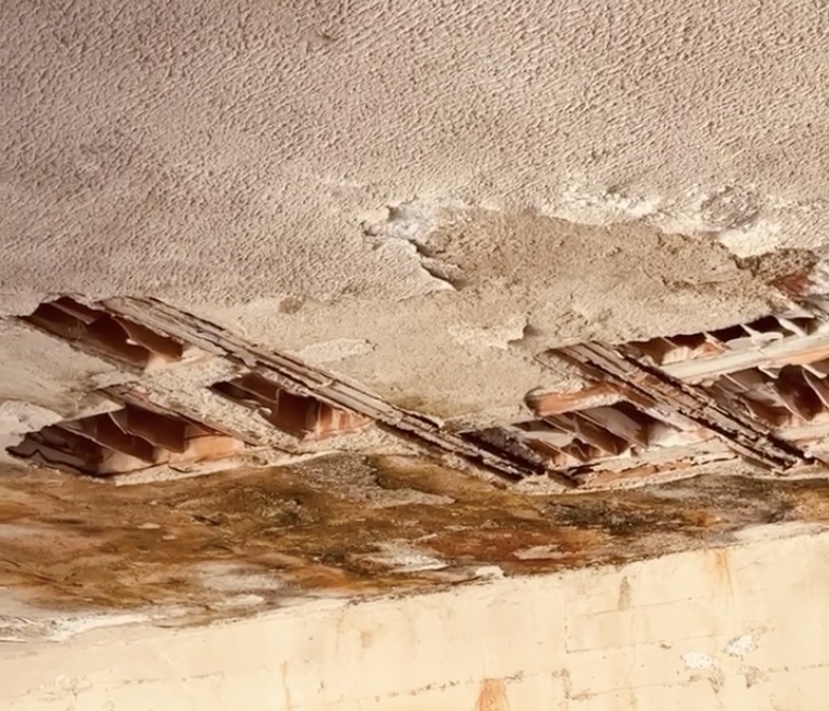 Cosenza, crolli alla stazione e polemica politica. Giacomo Mancini lancia la sfida per il Comune 1 Senza nome 5