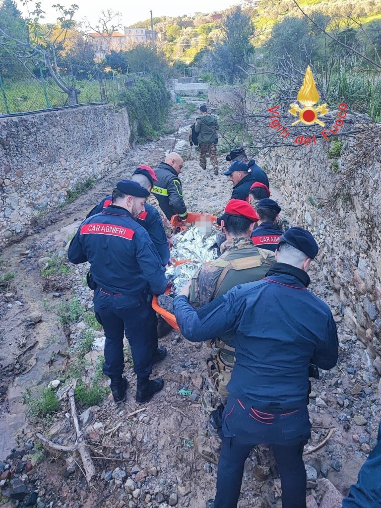 Vigili del Fuoco Reggio Calabria ritrovamento anziano uno