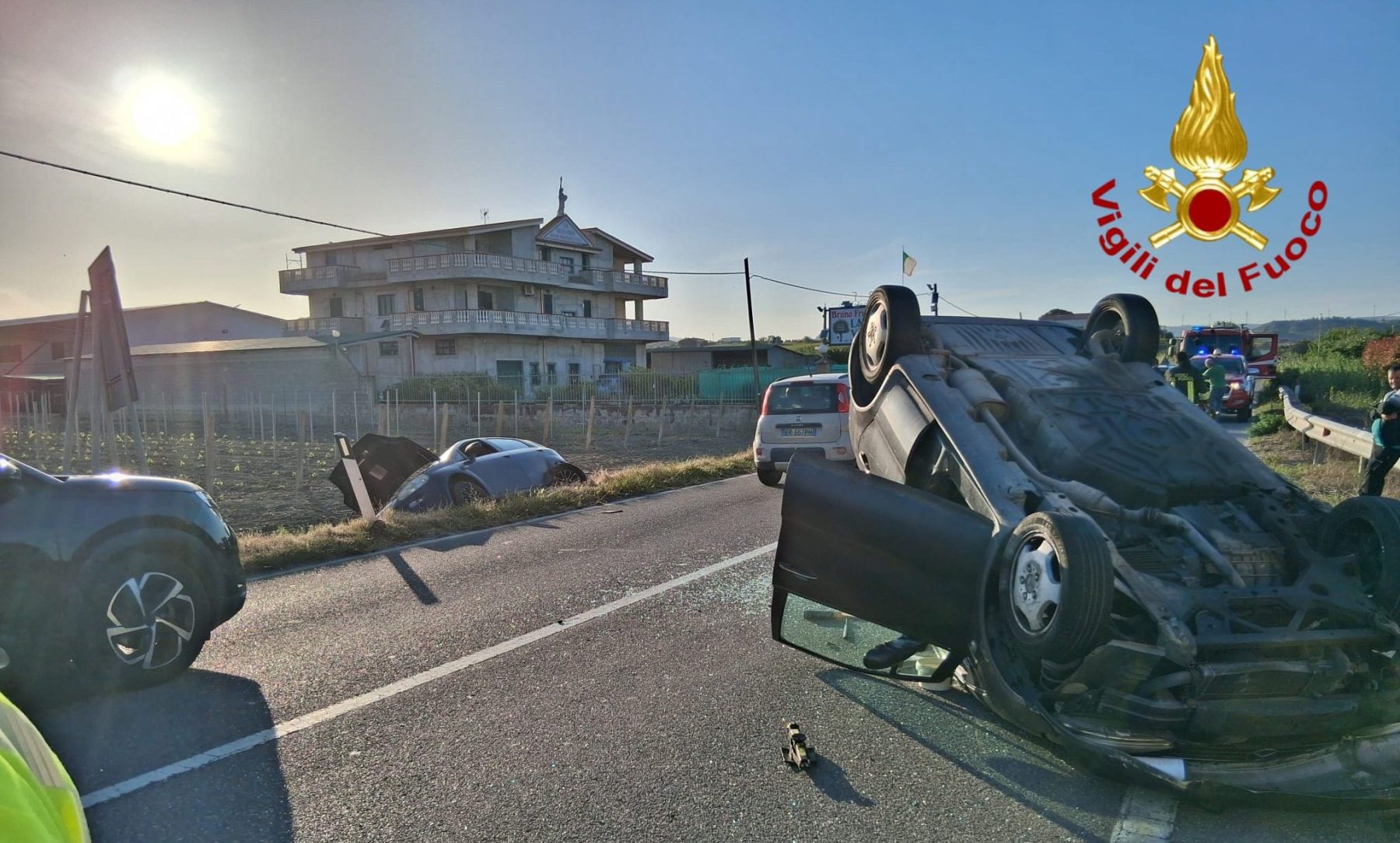 Incidente sulla Statale 106 a Strongoli Marina, due vetture coinvolte ...