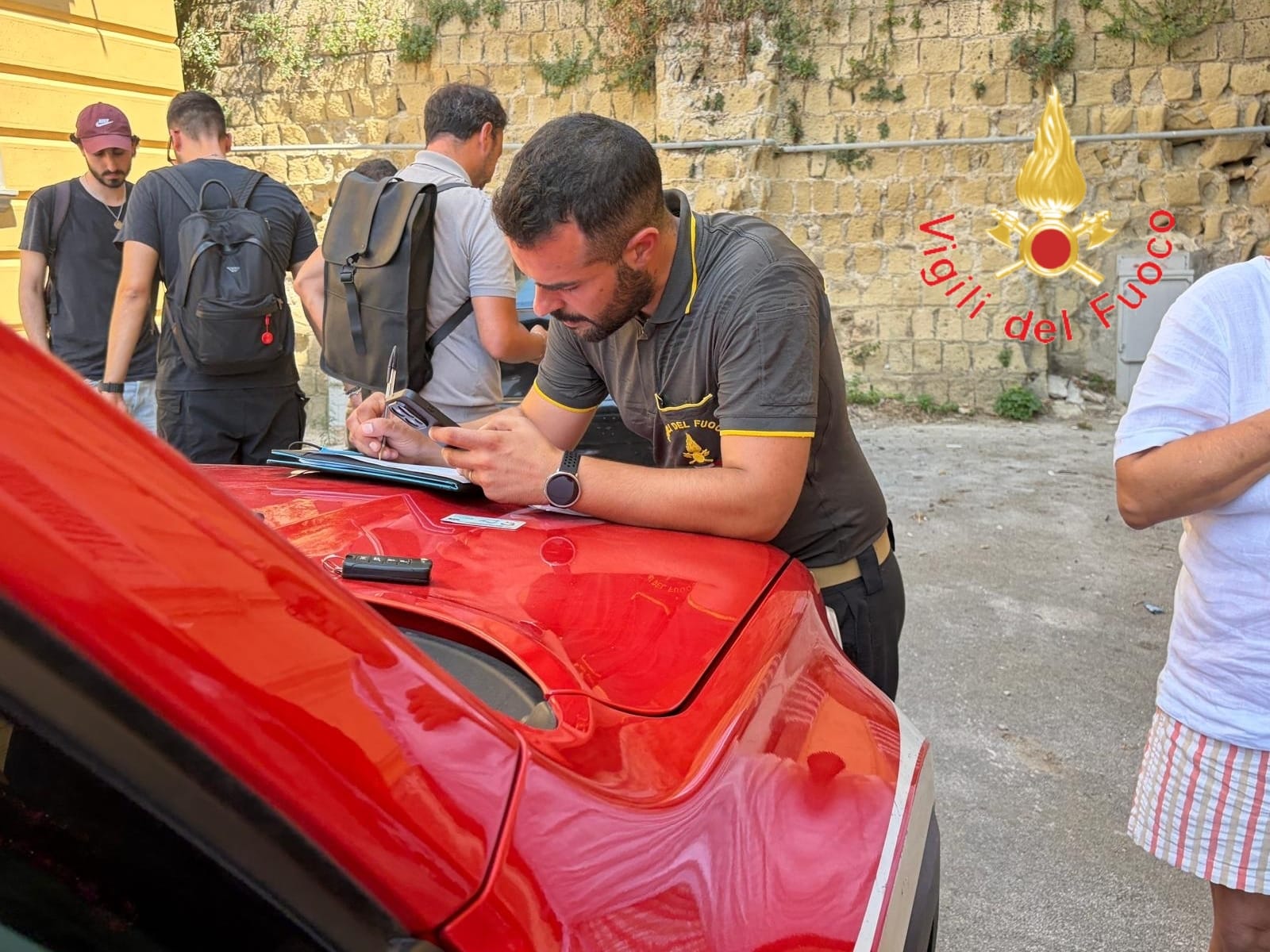 Terremoto a Napoli, dalla Calabria inviati due moduli specialistici MO ...